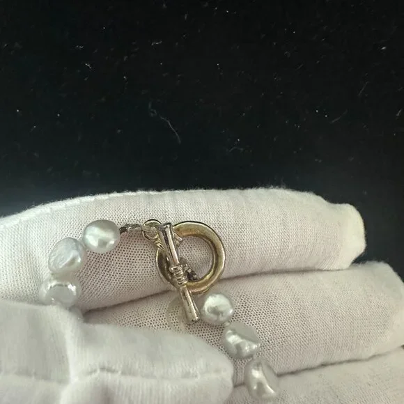 Imitation Pearl Necklace - Picture 3 of 5